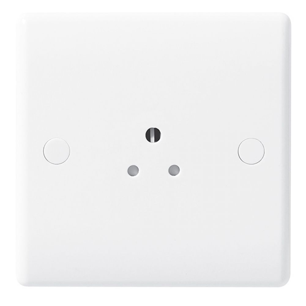 BG White Round Edge 1 Gang 2 Amp Unswitched Socket